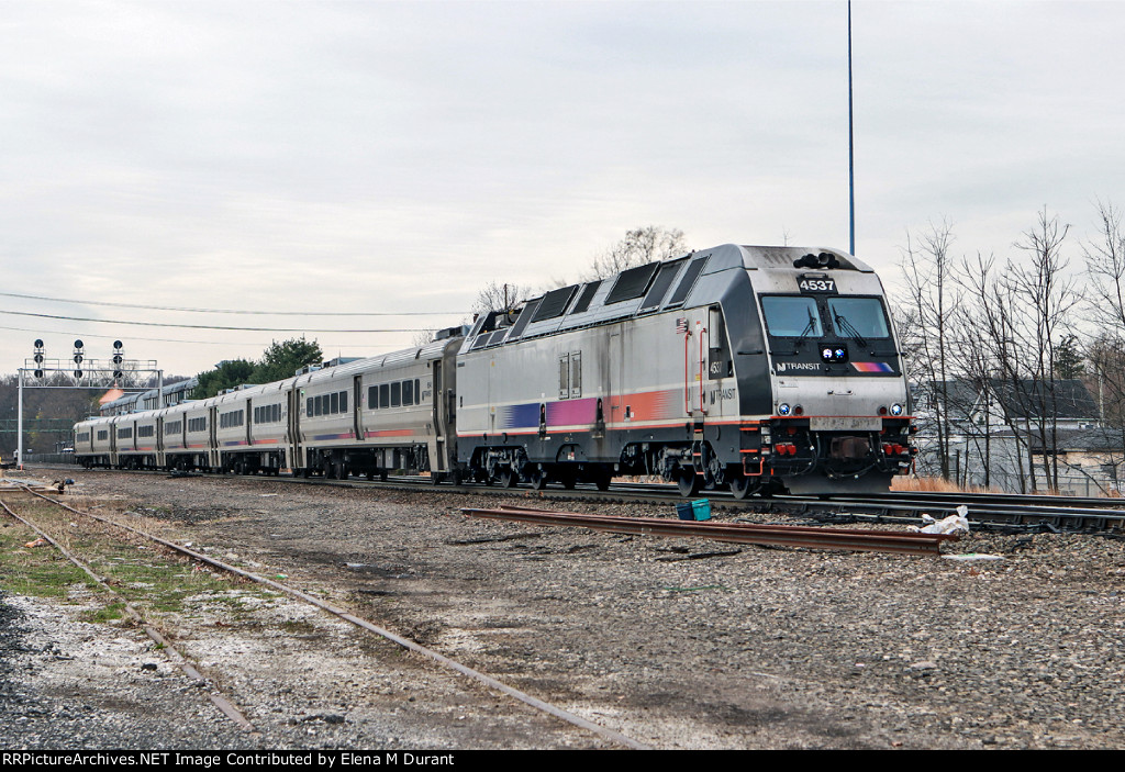 NJT 4537 on train 1249